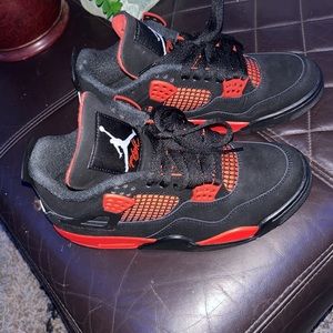 Jordan 4 Retro Red Thunder